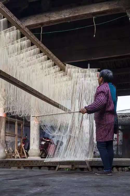 纯手工福州线面-洋里线面长寿面月子线面,无盐超细易消化老人幼儿首选美食精选500克 | Handmade Fuzhou Misua Noodles - Yangli Longevity Noodles Salt-Free Ultra-Thin Easy Digest 500g